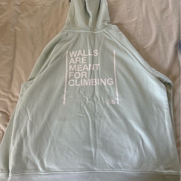 The North Face hoodie - Picture 2 of 2